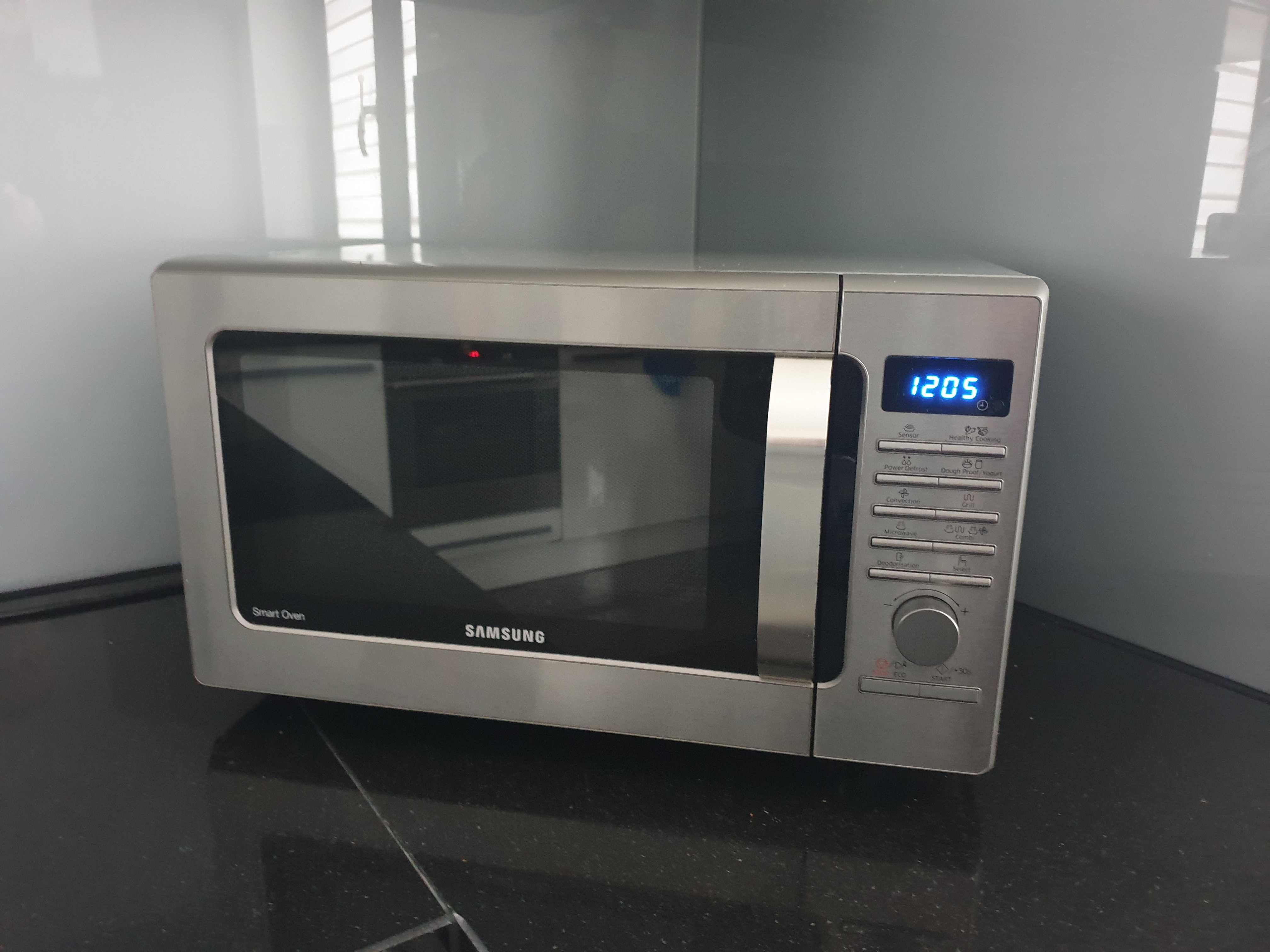 kuchenka mikrofalowa  Samsung Smart Oven