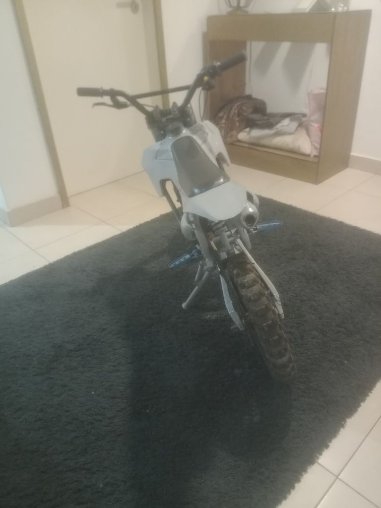 Mini mota  50cc vendo ou troco