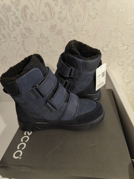 Дитячі зимові черевики ecco 30,31 розмір