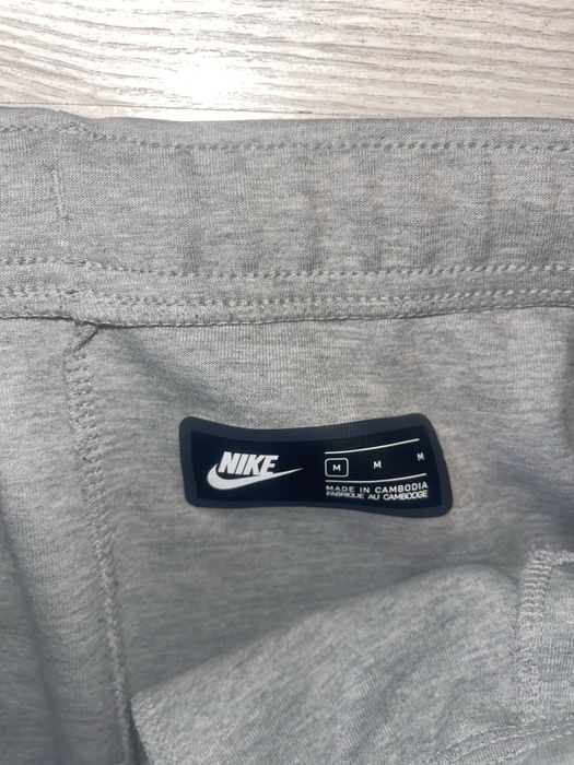 Dres Nike Tech Fleece