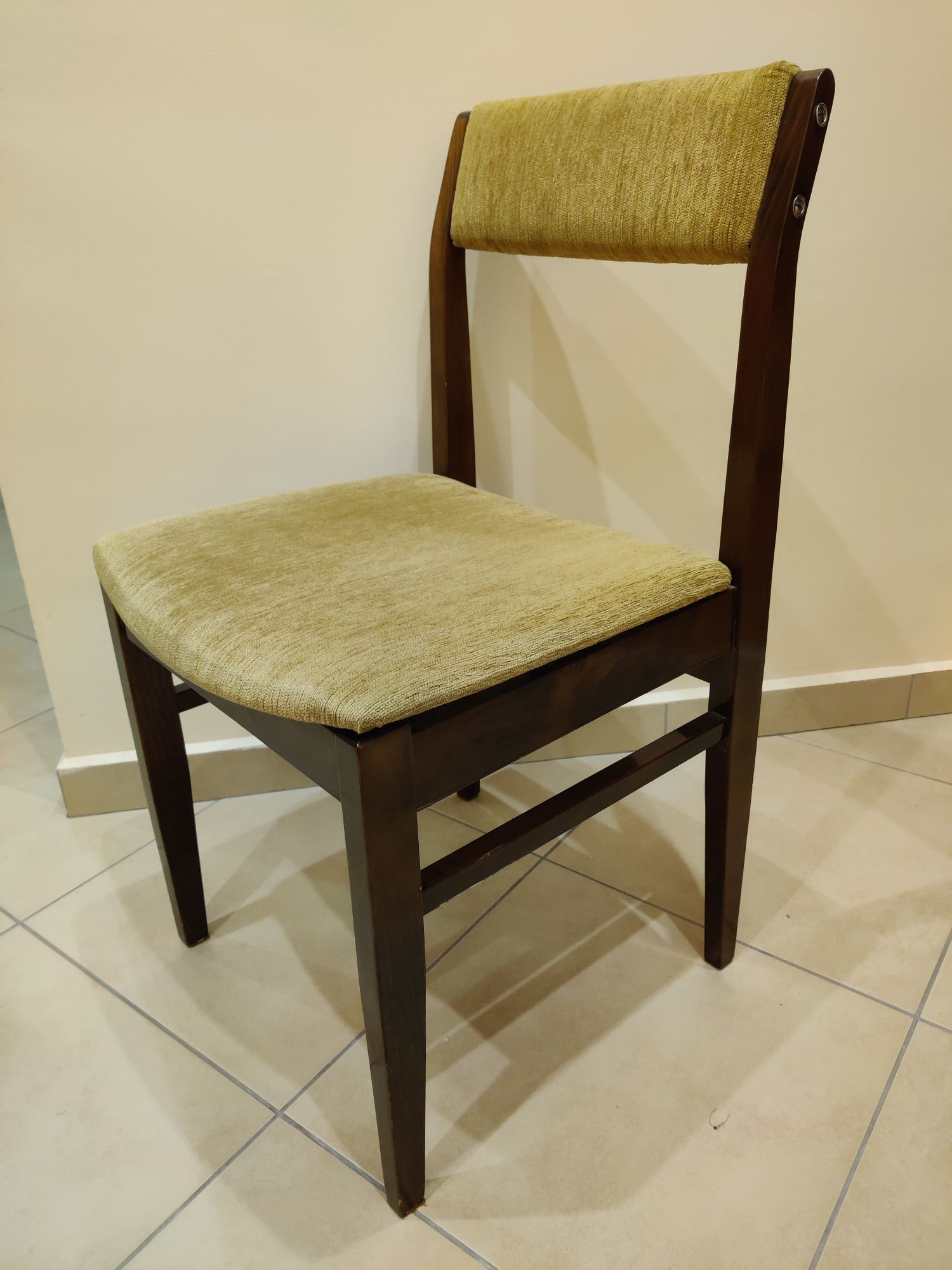Komplet 6 krzeseł PRL, odnowione, nowa tapicerka