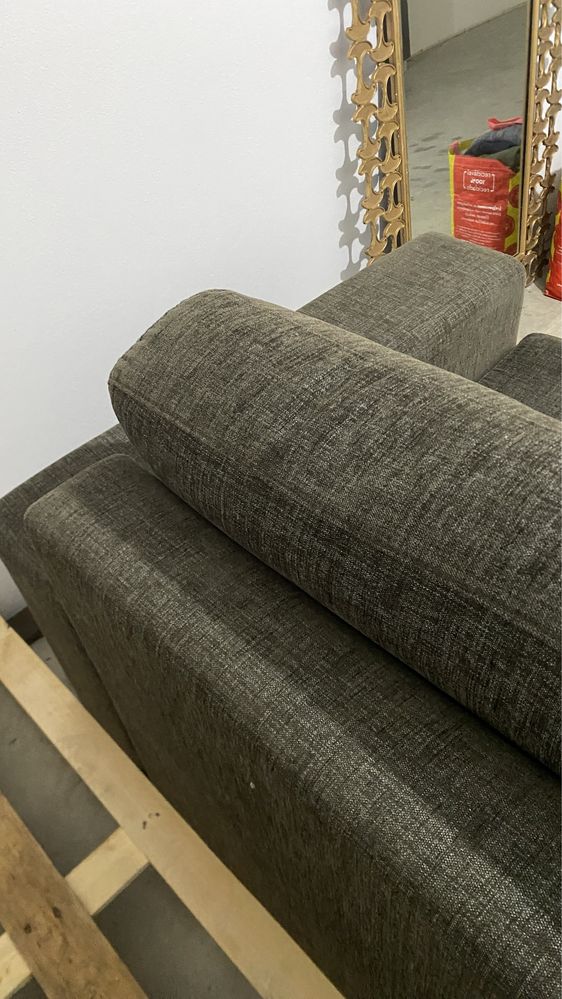 Sofá com cama articulada