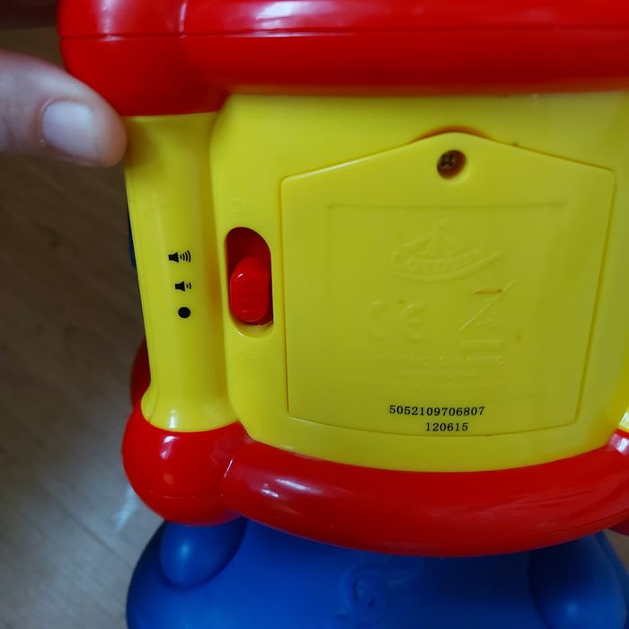 Bębenek z pałeczkami