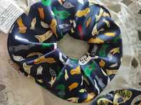 Gumka scrunchies do włosów odważny wzór w gumki.