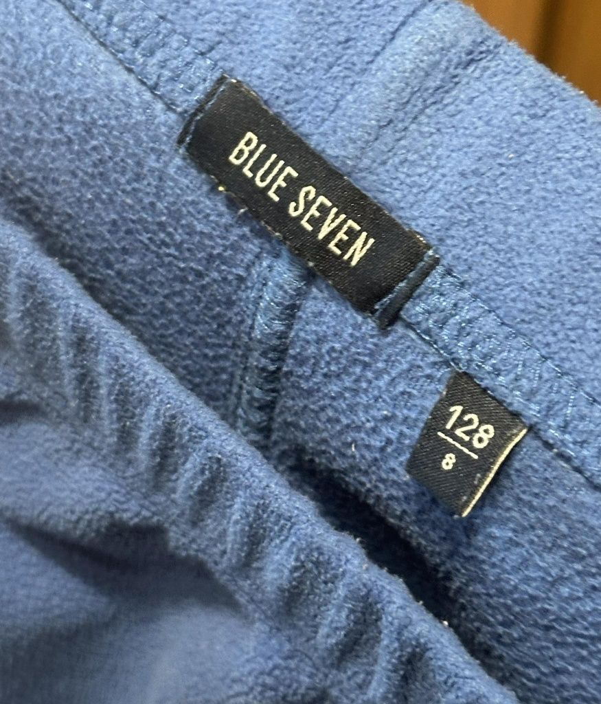 Spodnie polarowe chłopięce r. 128 Blue Seven