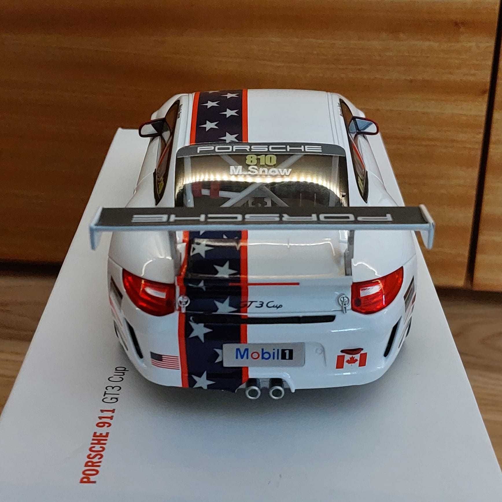 Porsche 911 997 GT3 CUP #810 "Porsche Museum" Welly 1:18