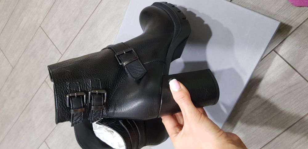 Emanuela Passeri оригінал, нові в коробці