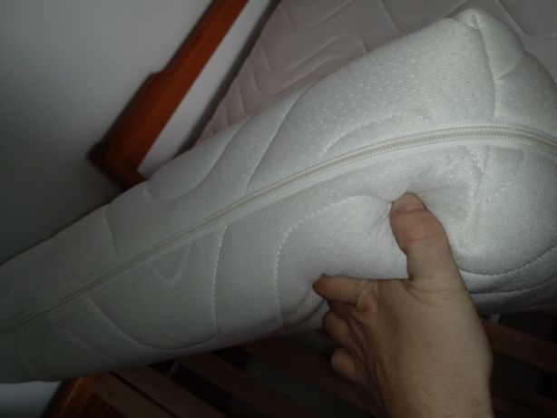 Łozko dla dziecka drewniane