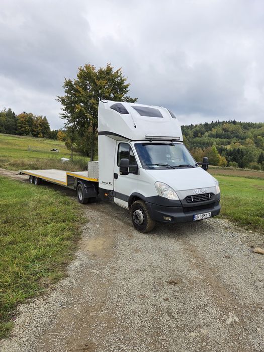 Iveco daily 70c ciągnik siodłowy z naczepa