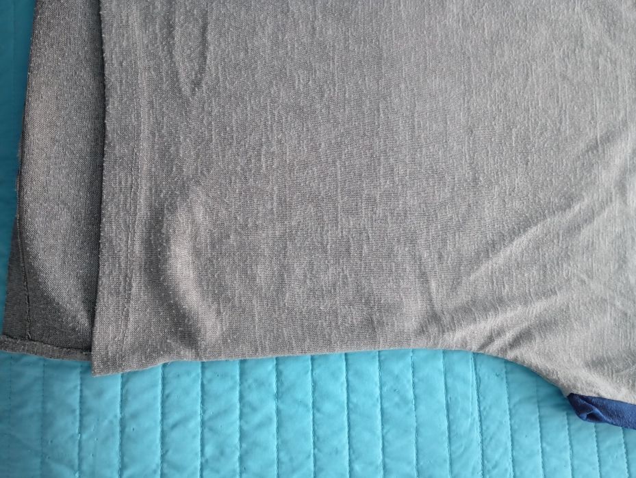 T-shirt poliéster e elastano