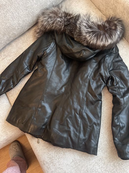 Шкіряна куртка тепла з хутром