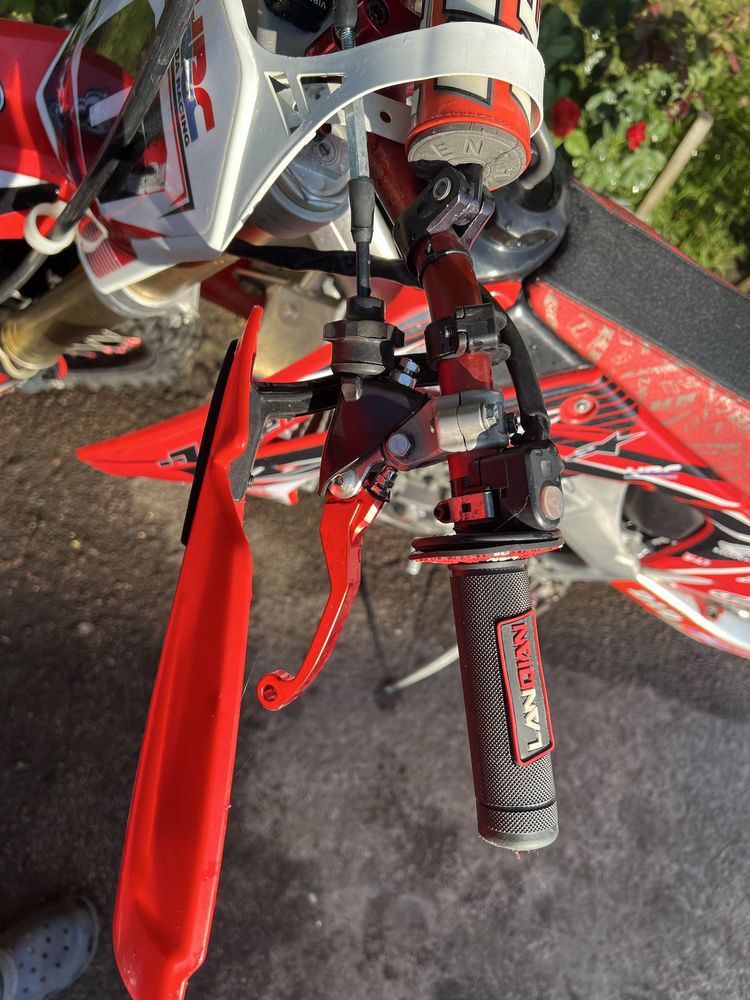 Honda crf 250r HM