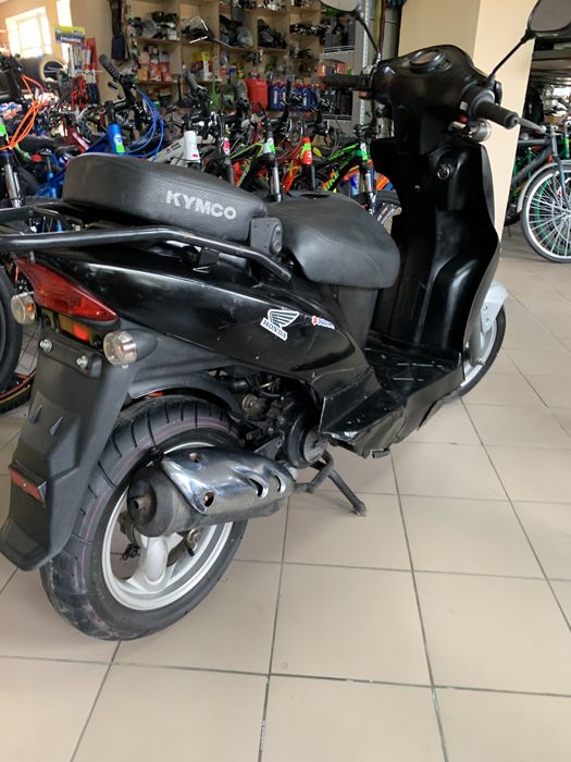 Скутер КYMCO 4Т, 80 кубів.
