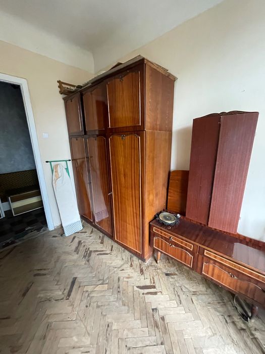 Віддам меблі безкоштовно