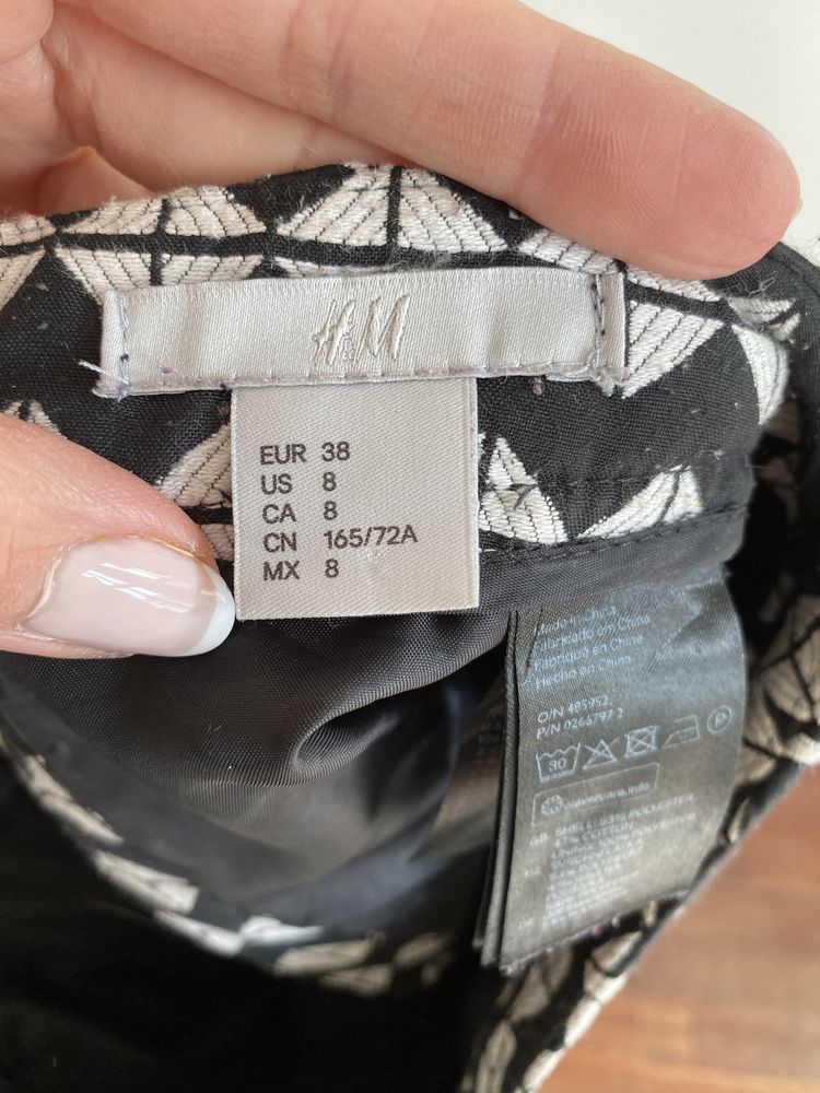 Spódniczka mini H&M rozm M czarno biała