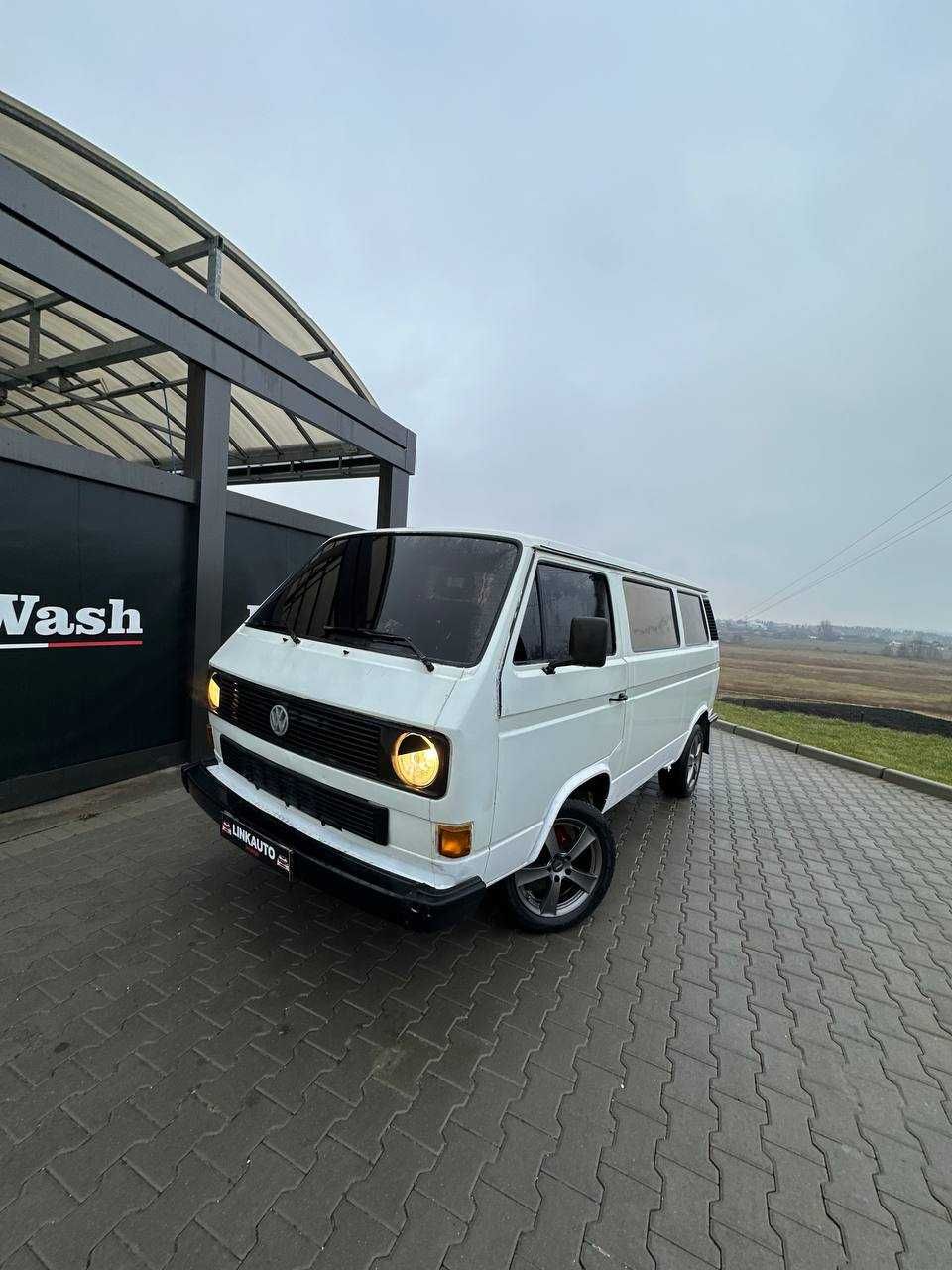Volkswagen Caravelle Transporter 8+1 пасажир в хорошому стані
