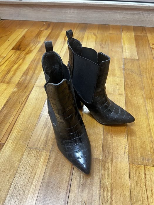 Чоботи чобітки козаки ковбої 38