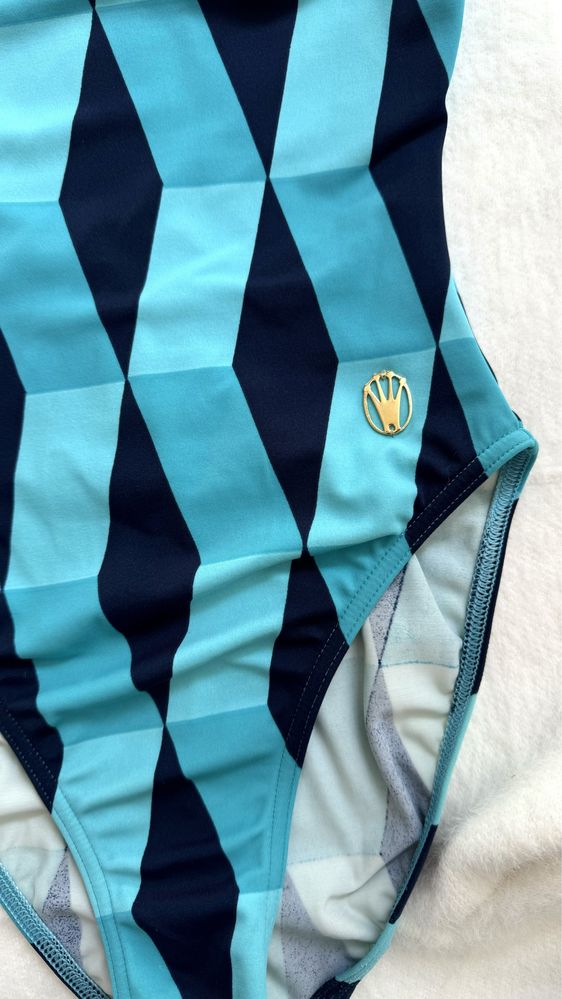 Strój kąpielowy jednoczęściowy niebieski granatowy Triumph S 36