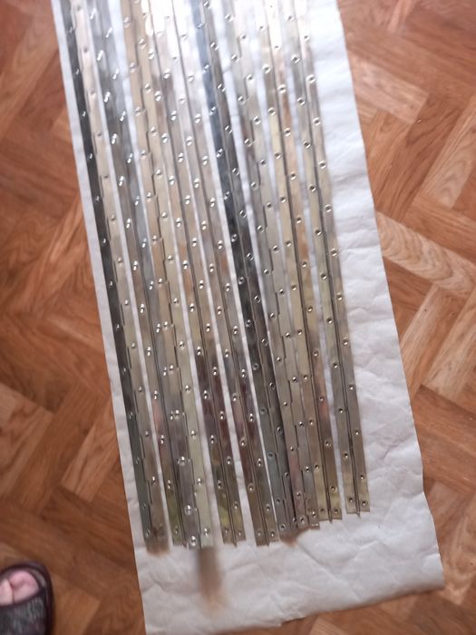 Продам петли рояльные стальные хромированные