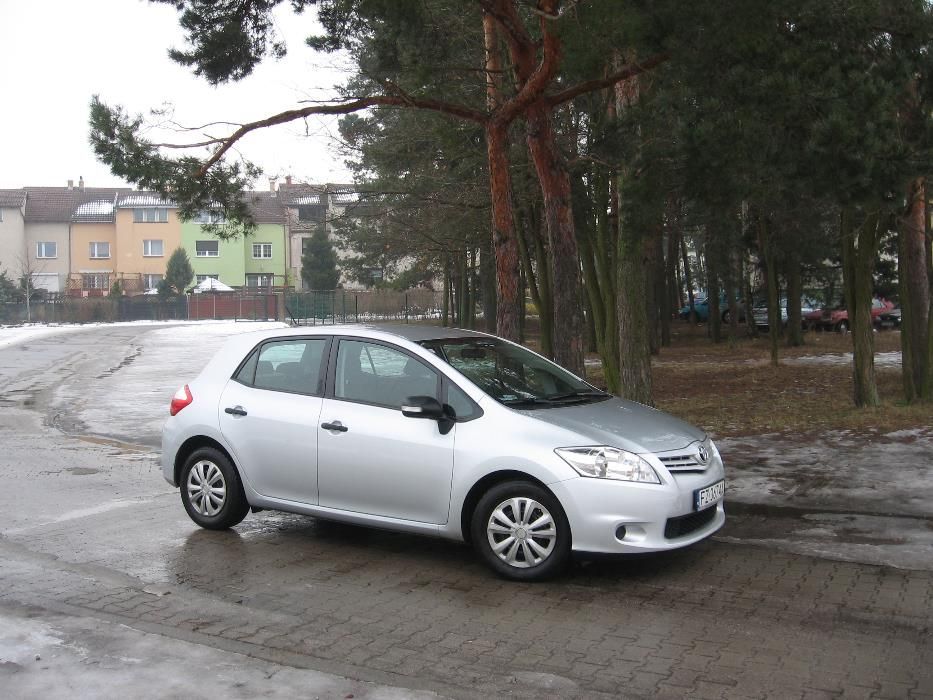 Przewóz osób transfer, transport na lotniska z Zielonej Góry i okolic.