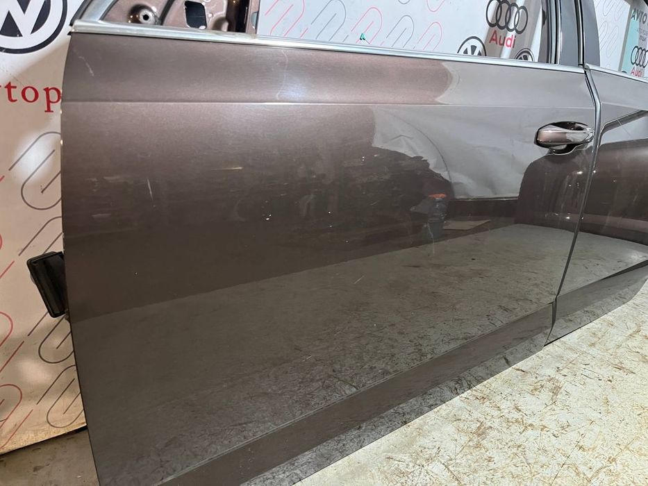 Двері ліві шкода Октавія А7 двери дверь левая skoda Octavia A7 LF8Z