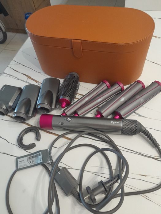 Стайлер Dyson. Бу.