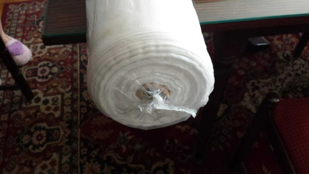 Sprzedam satynę ecru