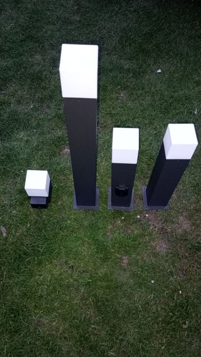 Zestaw lamp ogrodowych