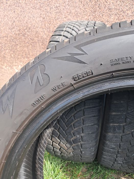 205/55 R17 95V M+S - Bridgestone Blizzak Lm005 - 22/ 2022 ~ 6,5 mm 4sz