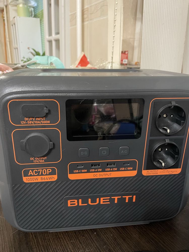 Зарядна станція BLUETTI
