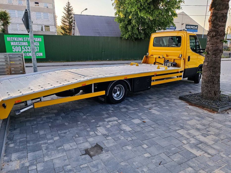 Pomoc drogowa 24 h. Laweta, holowanie Zapraszamy