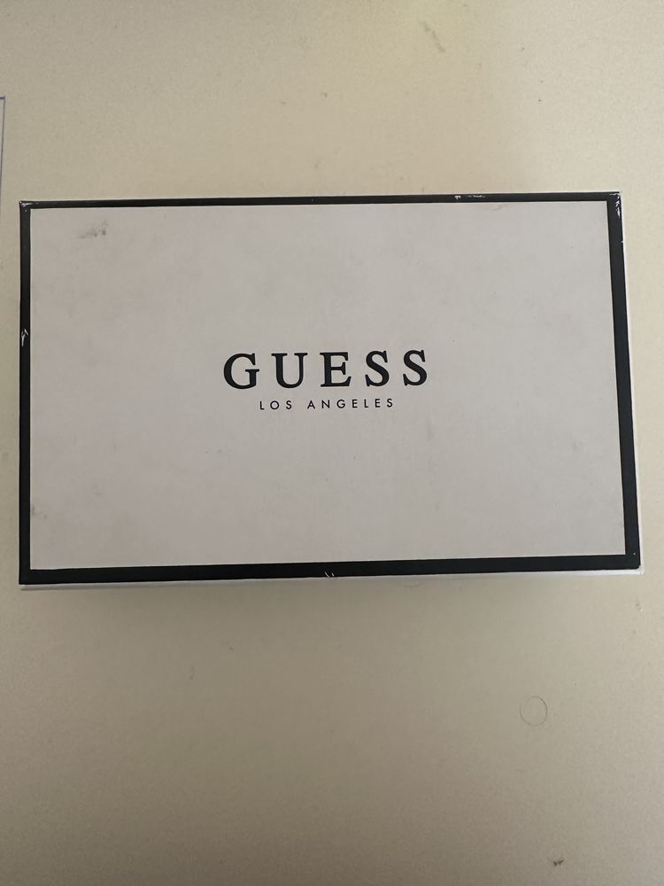 Оригінальй Гаманець/кошельок/кошелек Guess