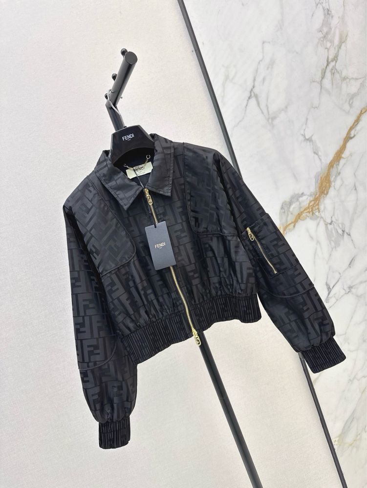 Куртка жіноча Fendi