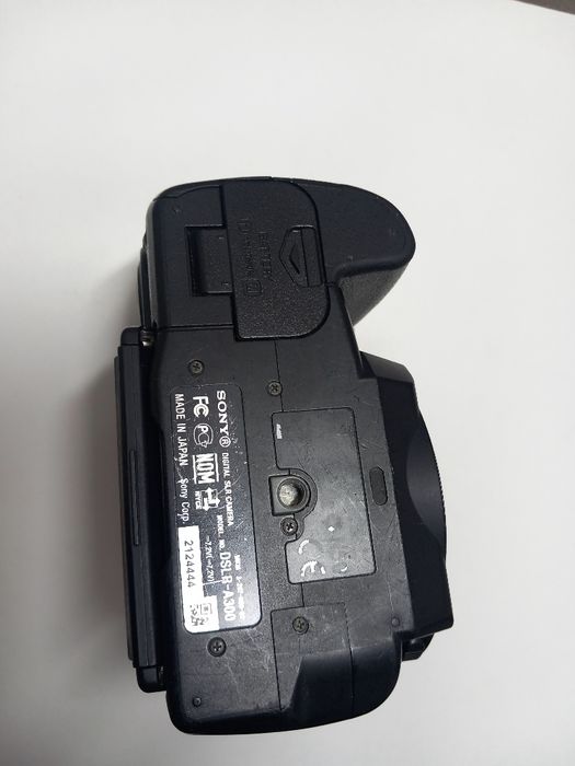 Lustrzanka Sony Alpha DSLR-300