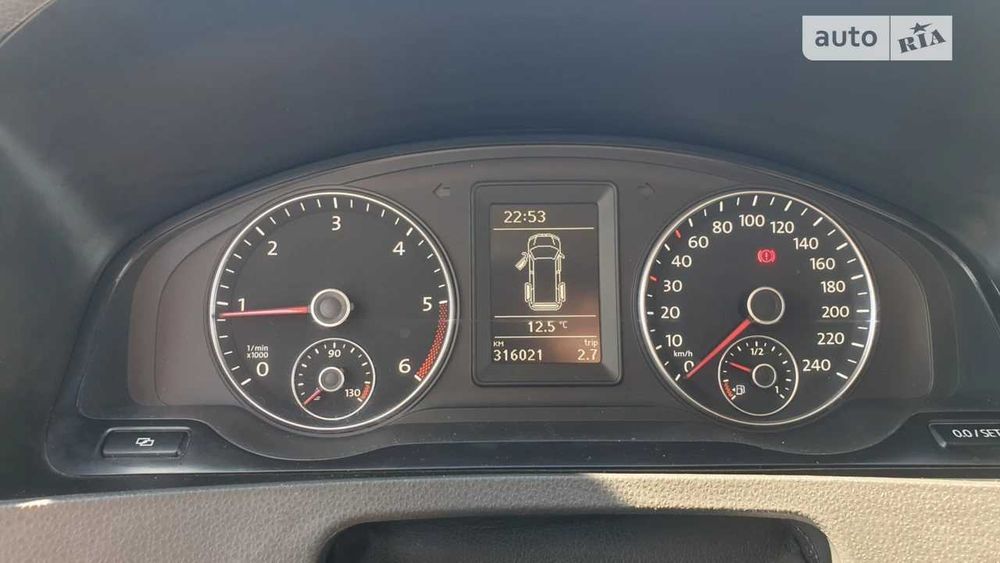 Продам VW T5 2011р. 345тис.км   2.0 TDI