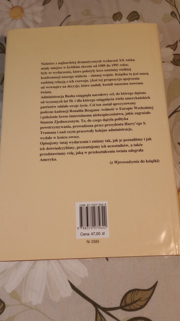 Świat przekształcony. George Bush, Brent Scowcroft
