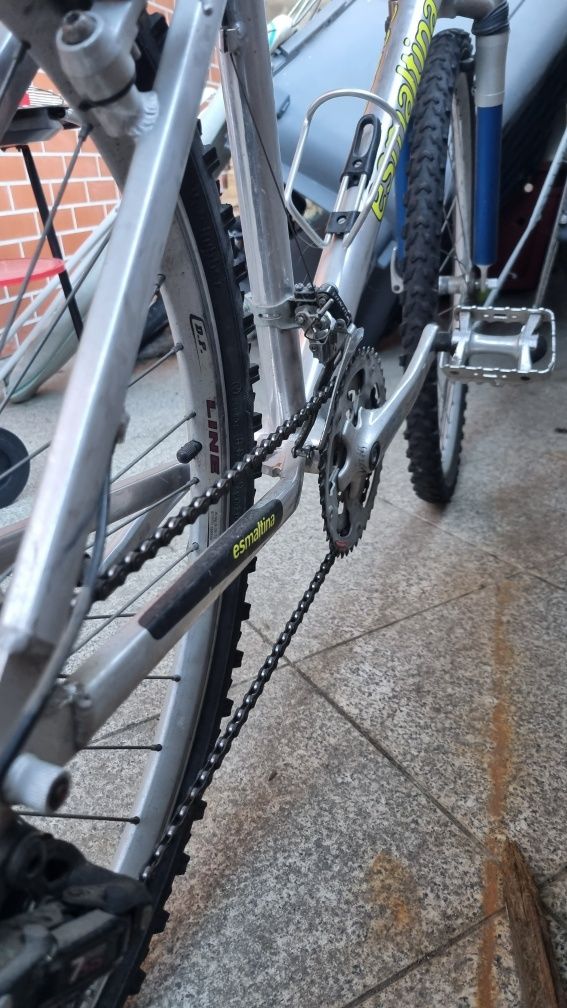 Bicicleta esmaltina