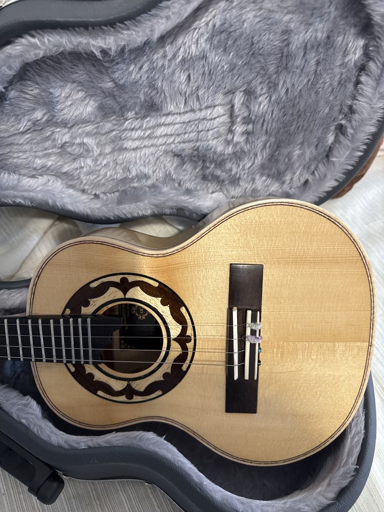 Cavaquinho De Castro Luthier em Faia C/ Captador Shaffiman