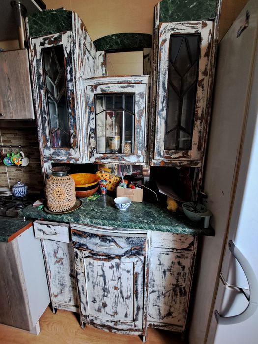 Антикварный шкаф (буфет винтажный)