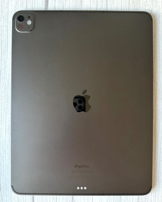 iPad Pro M4 13-inch (M4) Wi-Fi + Cellular 256GB czarny