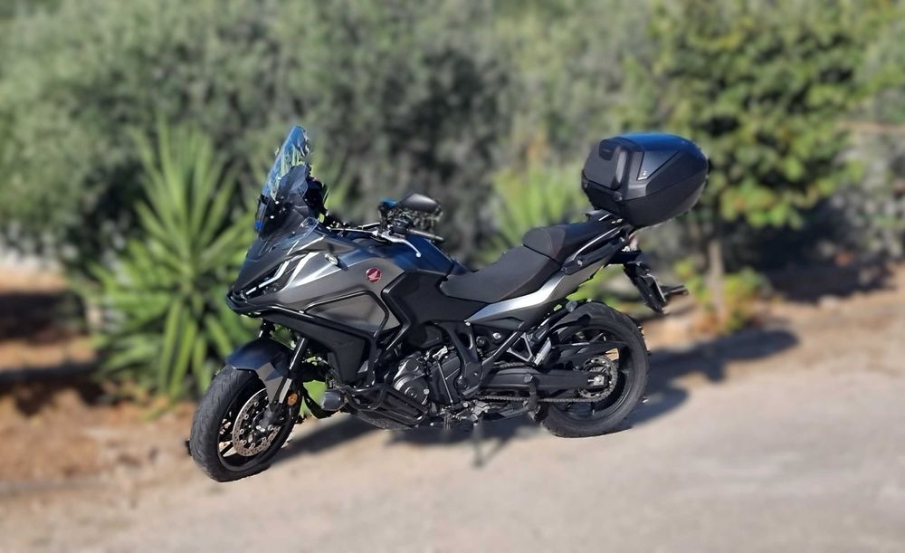 Honda NT1100 - 11.000€ Como nova