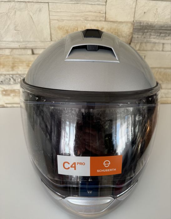Kask motocyklowy szczękowy Schuberth C4 Pro roz. XS