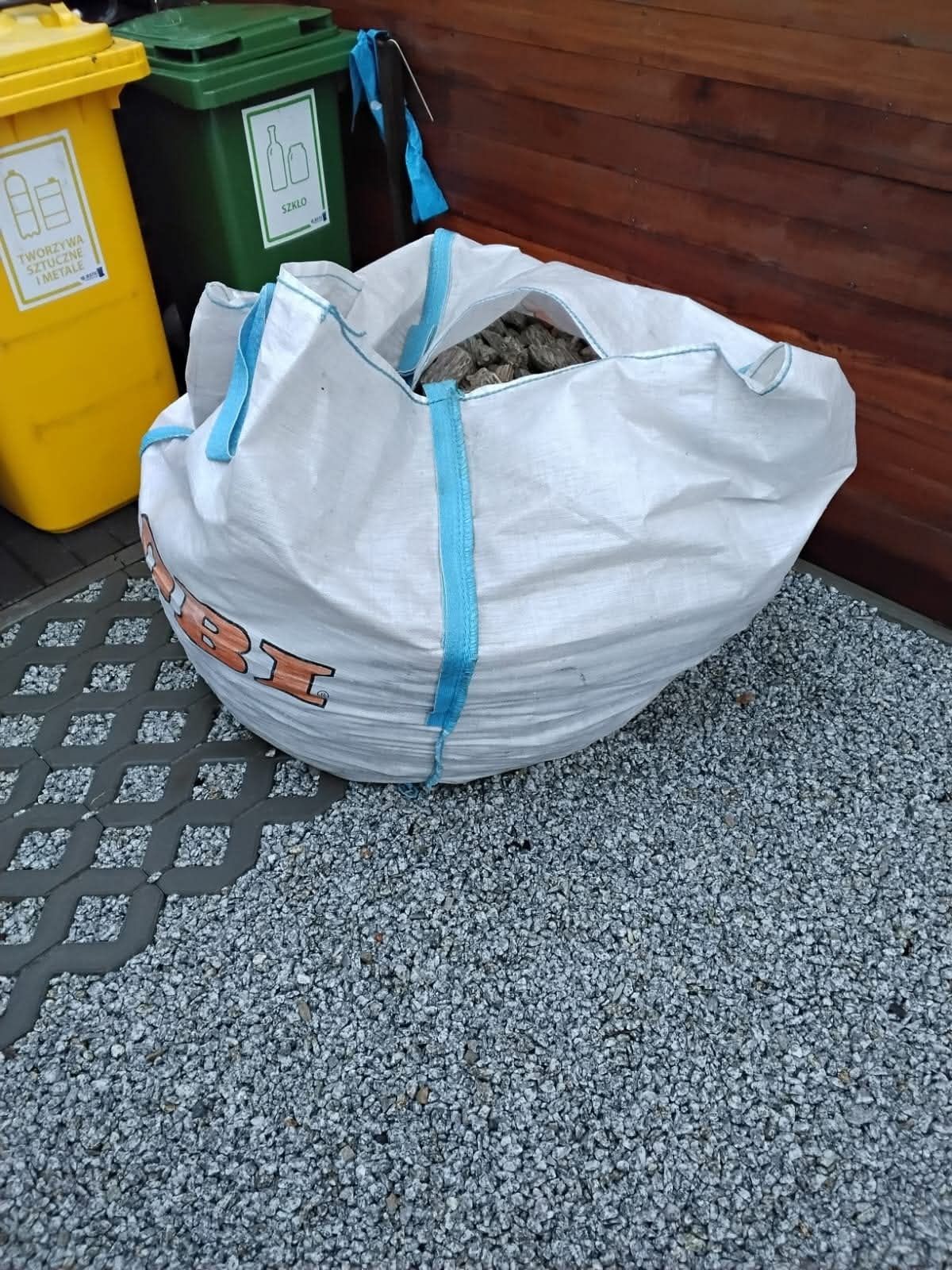 Kora kamienna średnia pół big bag.
