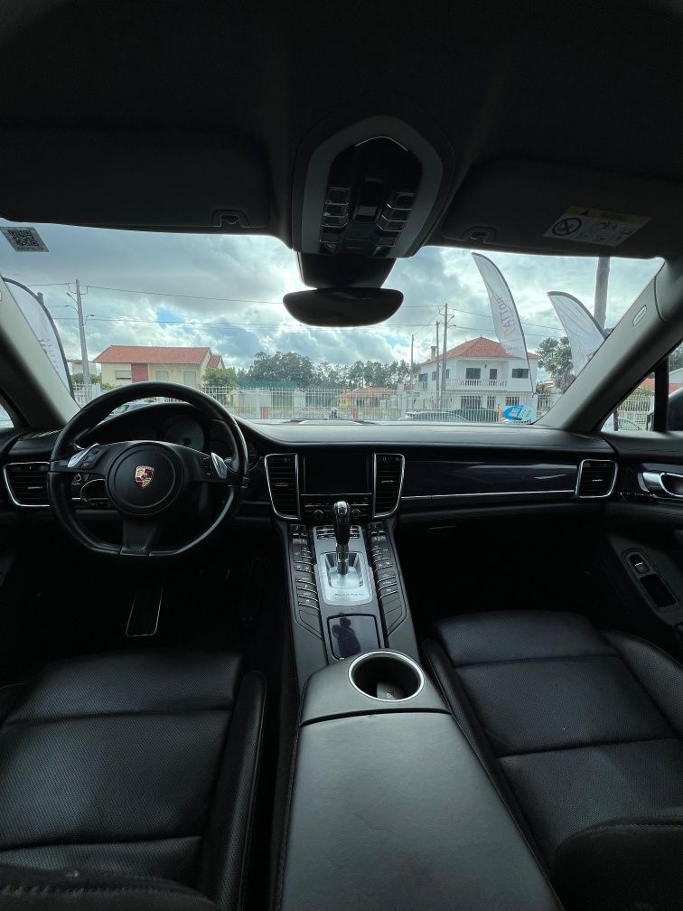 Porsche Panamera 3.0 restyle 460 cv