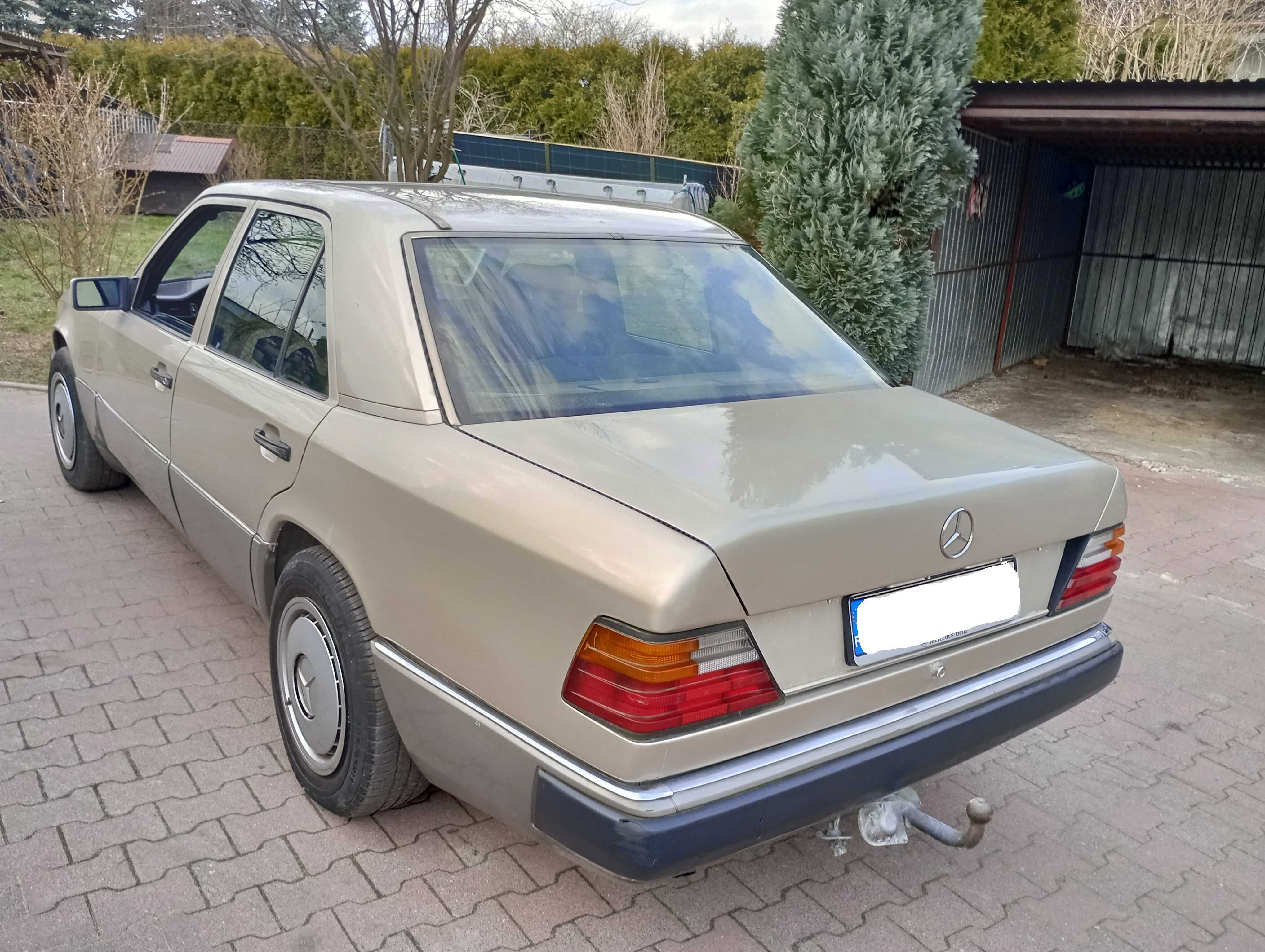 Mercedes-Benz W 124