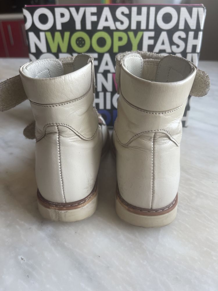 Продам ортопедичні туфлі Woopy Турція на дівчинку 26 розмір