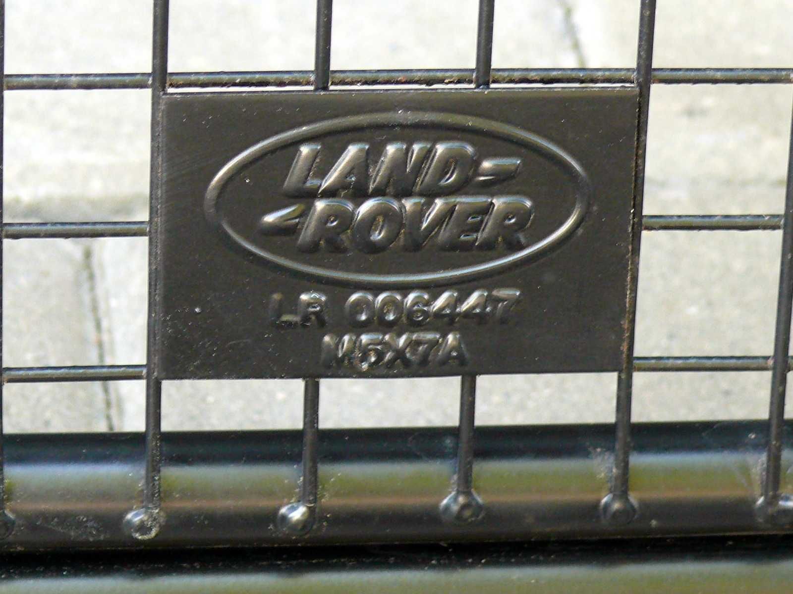 Kratka bagażnika Land Rover Defender 110 przegroda