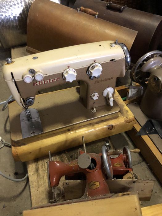 Швейні машинки по 250 грн.