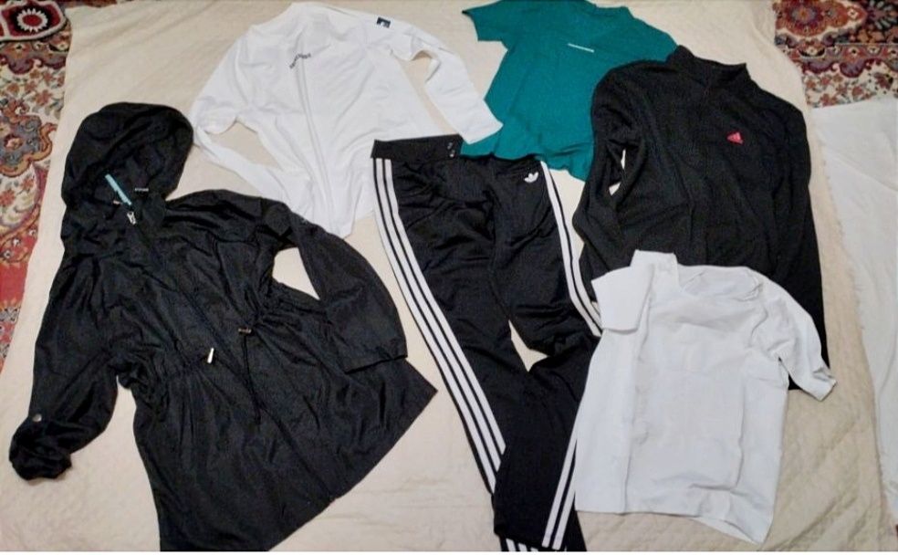 Большой пакет одежды на девушку размер S (42-44)