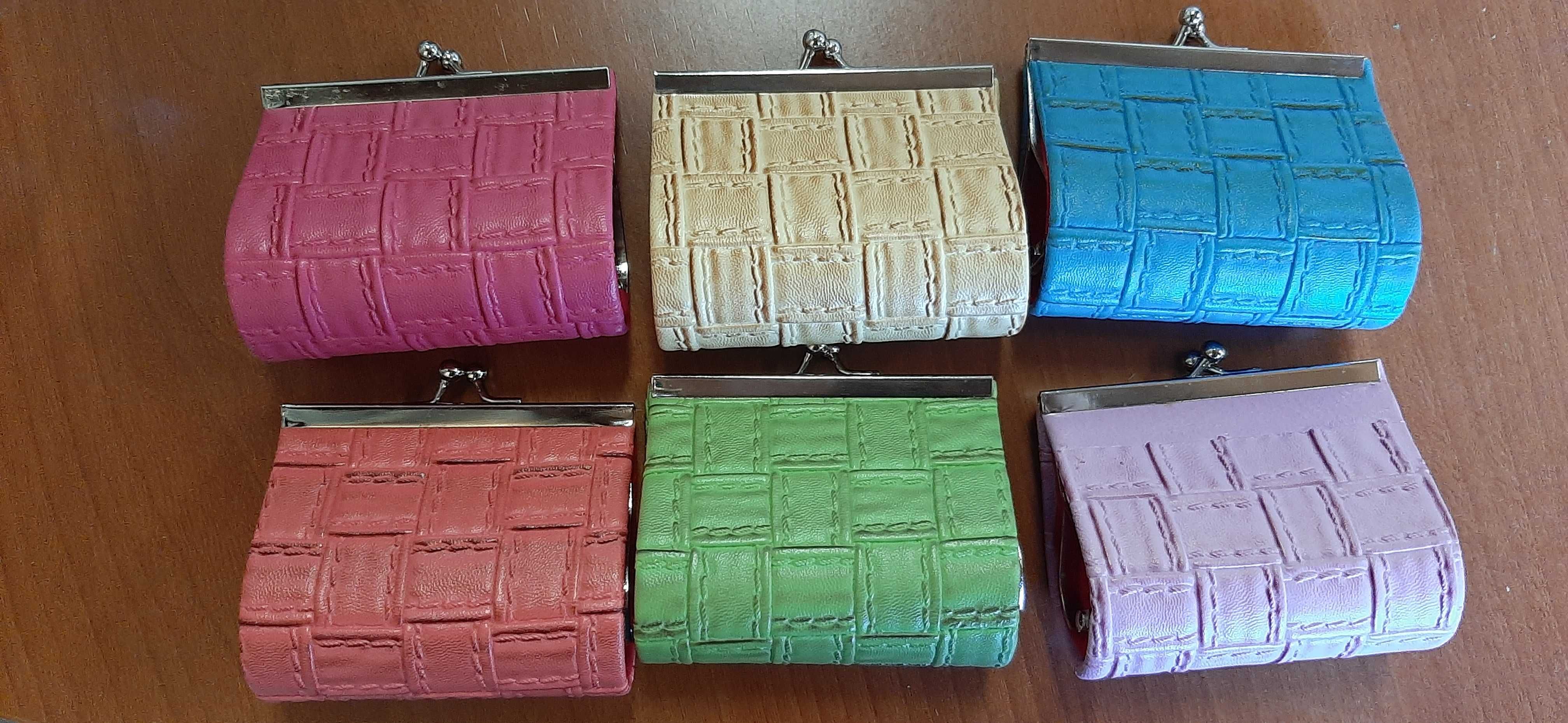 Porta moedas em PELE com mola, NOVO, várias cores